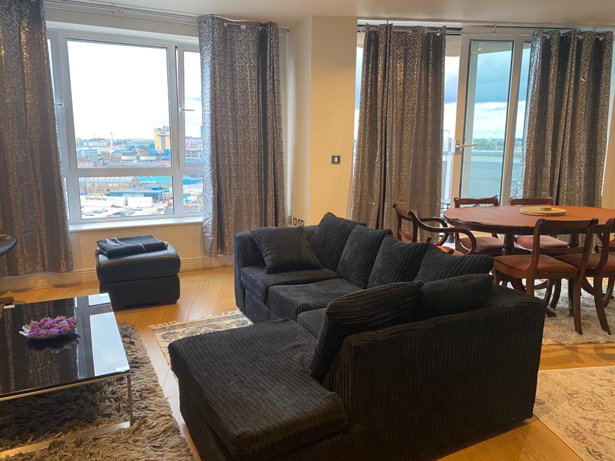Riverside Apartment-2 Bed-freep-balcony Apartamento *