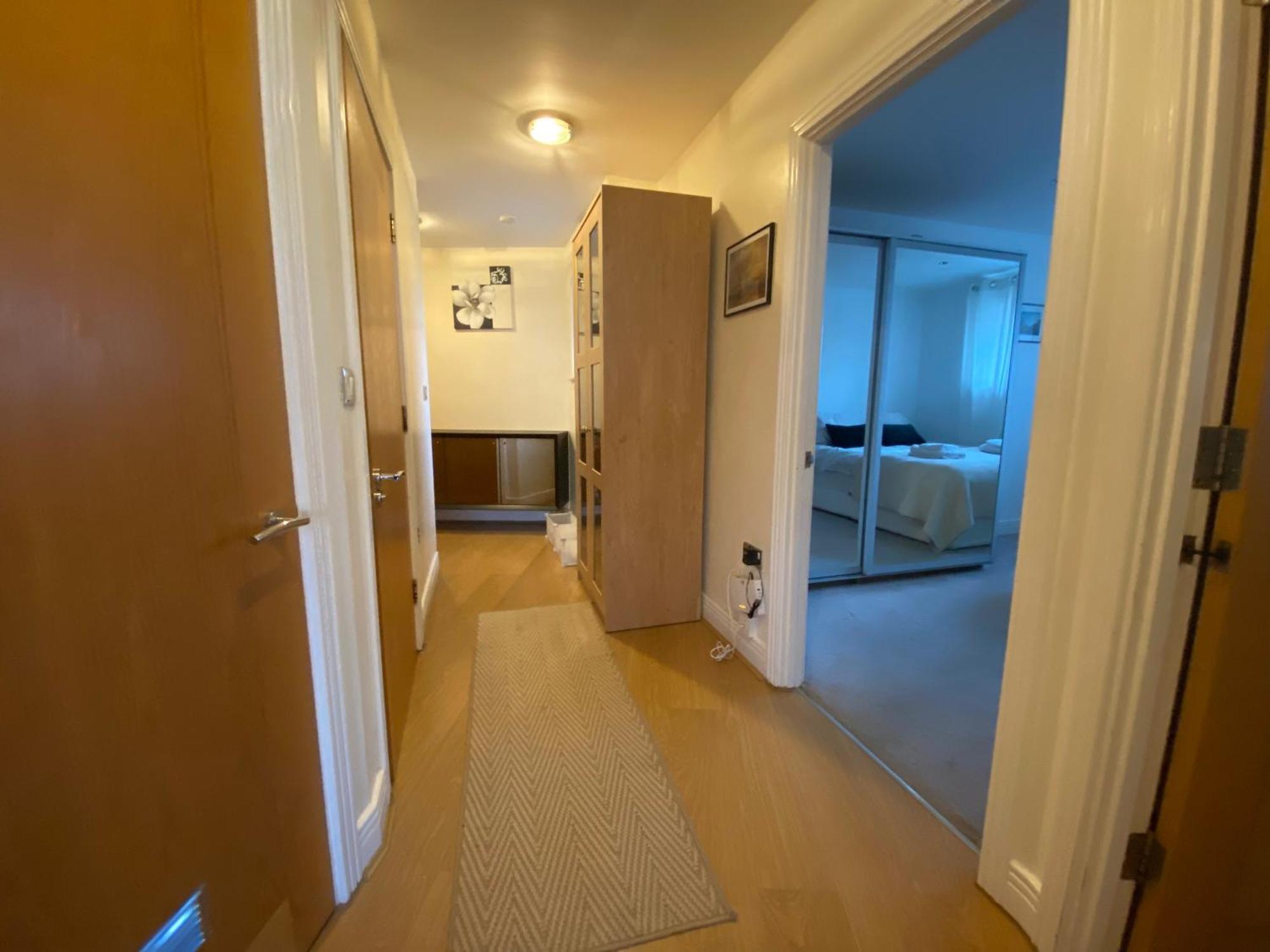 Riverside Apartment-2 Bed-freep-balcony Apartamento Londres