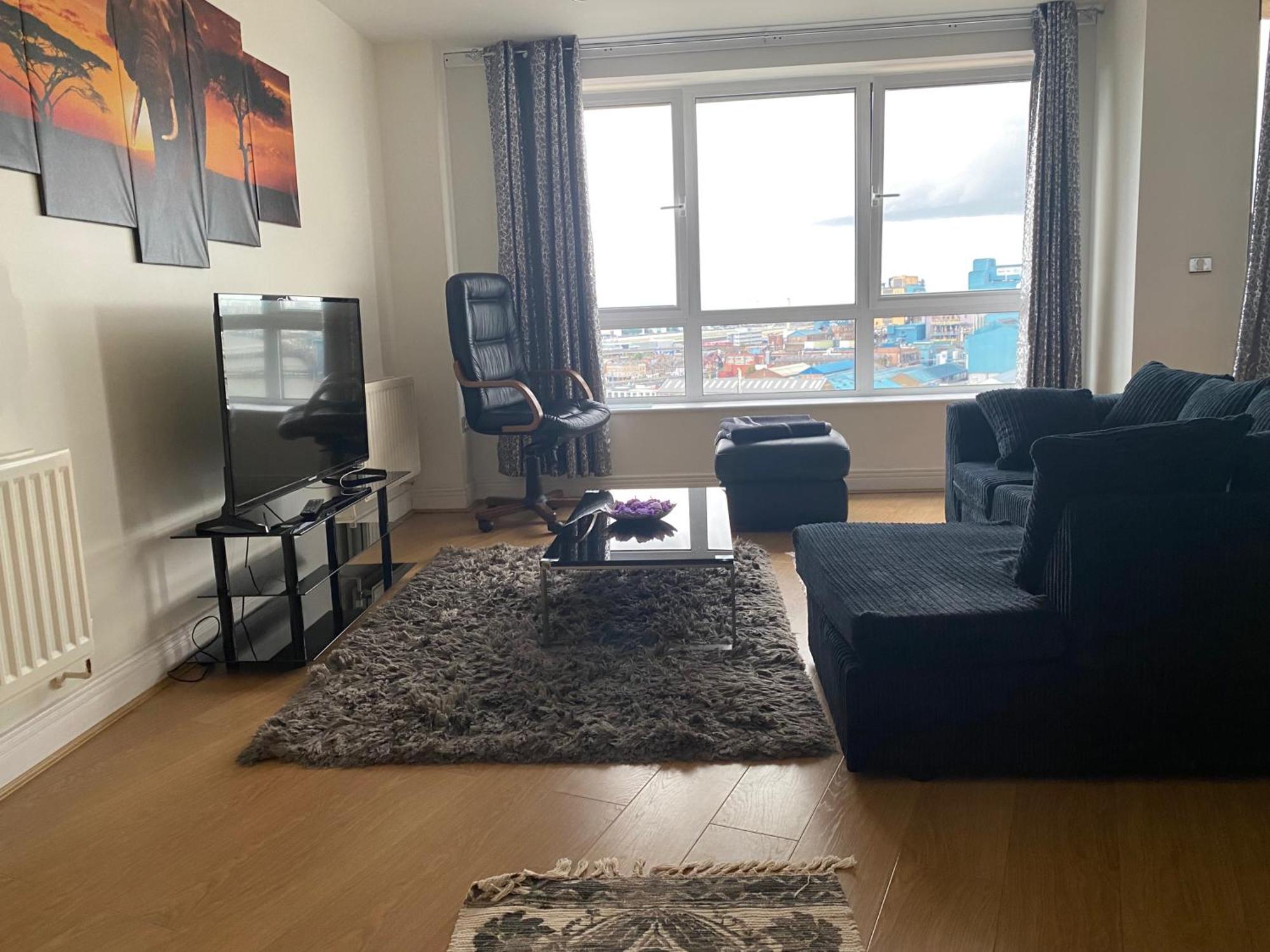 Apartamento Riverside Apartment-2 Bed-freep-balcony Londres