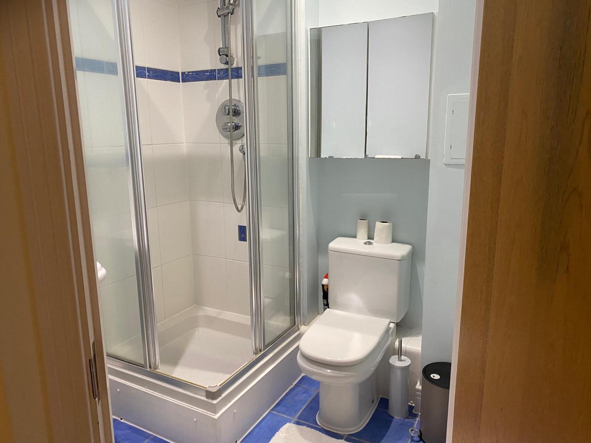 Riverside Apartment-2 Bed-freep-balcony Apartamento *